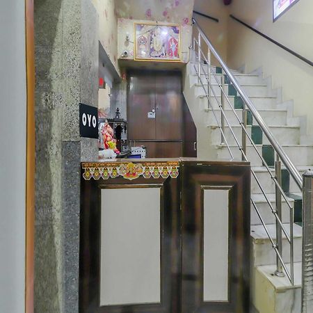 Oyo Flagship 81569 The Red Rose Inn ニューデリー エクステリア 写真